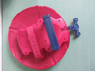 Escudo Capitán América lanza discos