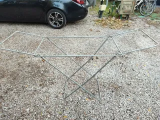 Tendedero plegable metálico