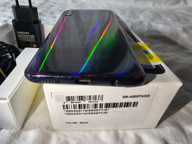 Samsung Galaxy A50, 4gb de ram y 128gb