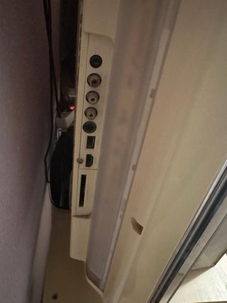 Televisor Philips Negro y Plateado