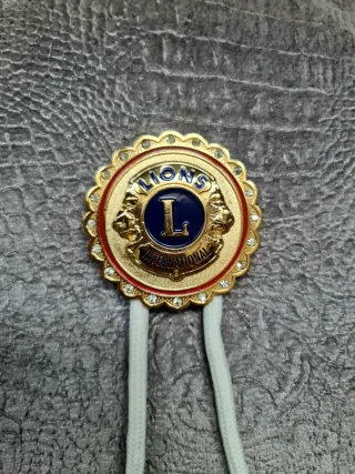 Corbata de nudo Lions Club International