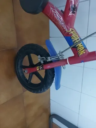 Bicicleta Spiderman Roja Infantil