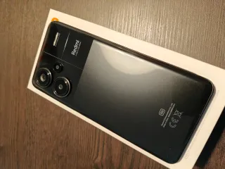 Xiaomi Redmi Note 13 Pro+ 5G negro
