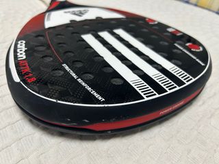 Pala de Pádel Adidas Carbon ATK 1.8