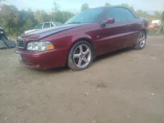 Volvo C70 2003