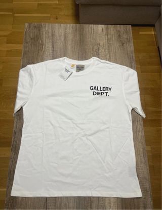 Camiseta Gallery Dept Blanca