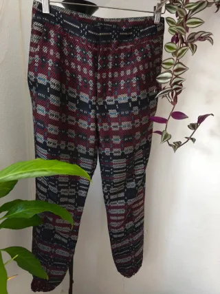 Pantalón Zara Woman Estampado Vintage