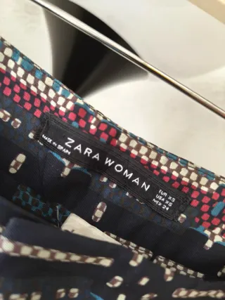 Pantalón Zara Woman Estampado Vintage