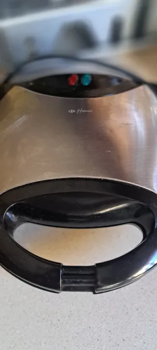 Sandwichera Eléctrica