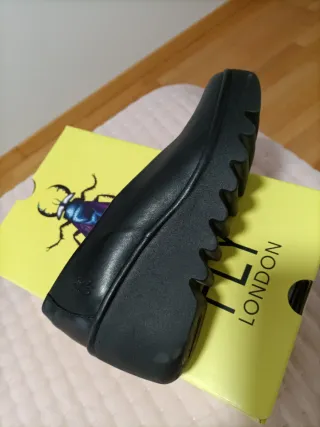 Zapatos Fly London Talla 40 negro