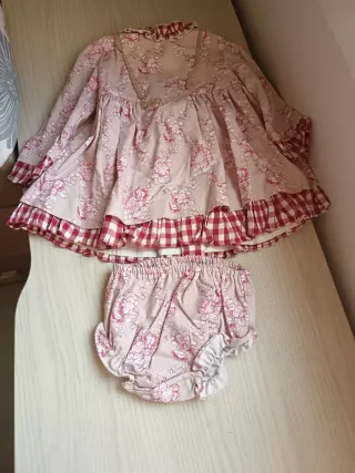 Vestido y pololos Dolce Petit 24 meses