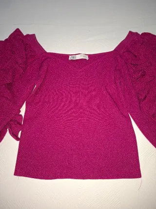 Blusa Zara Fucsia Volantes con brillos