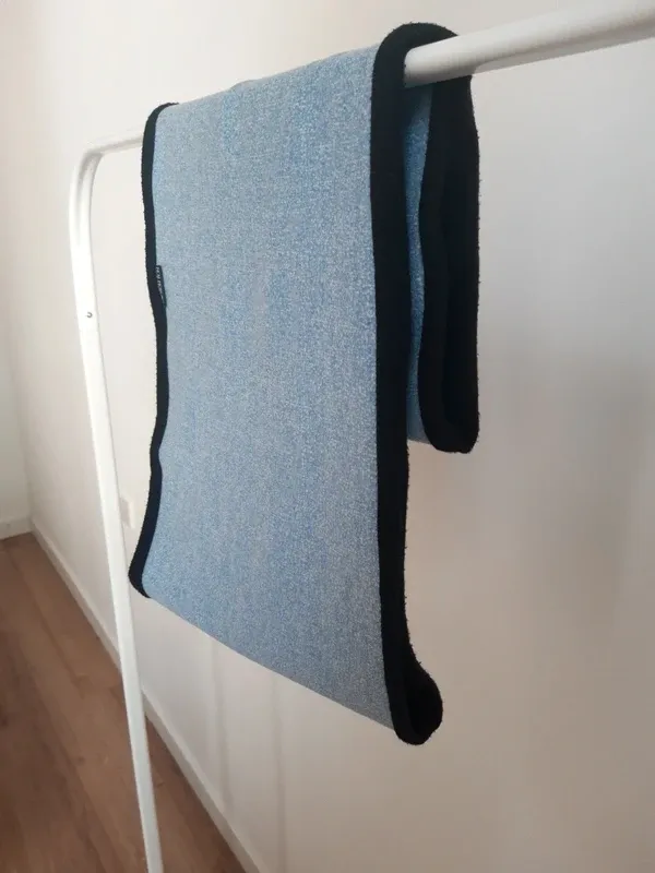 Bufanda tipo buff azul y negro