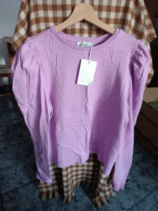 Jersey Pull&Bear morado talla S