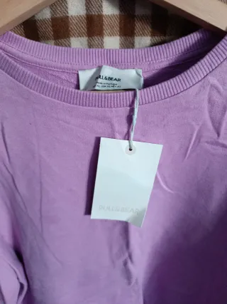 Jersey Pull&Bear morado talla S