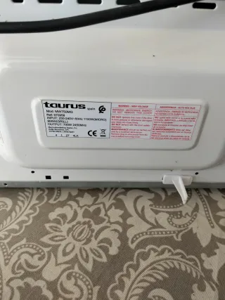 Microondas Taurus 1100W con grill