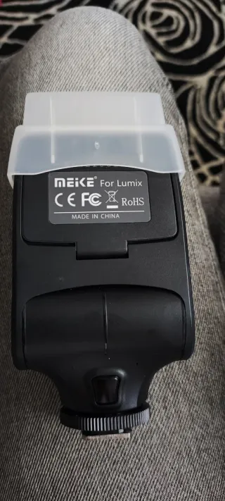 Flash Meike MK320 para Lumix.