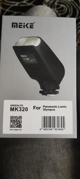 Flash Meike MK320 para Lumix.