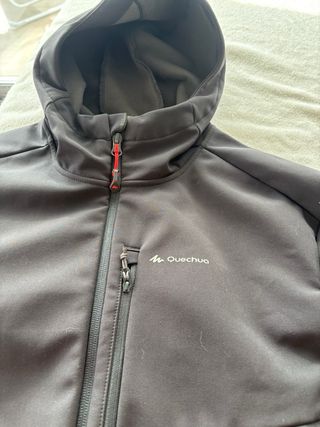 Chaqueta Quechua Paravent Negra y Gris