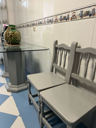 Tavolo da cucina in vetro e legno