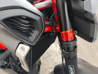 Aprilia Shiver 900 Negra