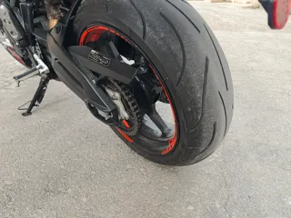 Aprilia Shiver 900 Negra