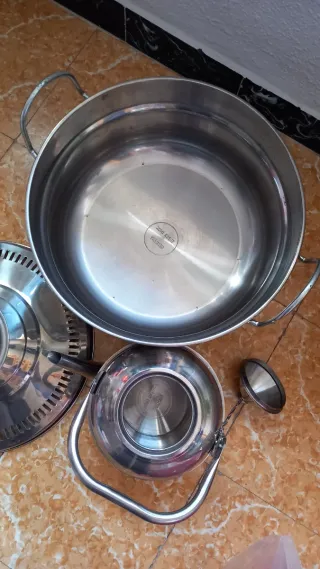 Tetera y Olla de Acero Inoxidable