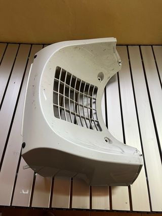 Carenado inferior del/ Cubrecárter Daelim S3