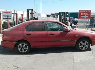 4693301 piloto trasero nissan primera berlina p11