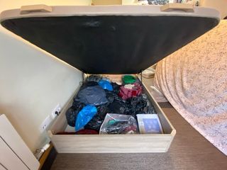 Canapé abatible 135x190  Color madera, beige