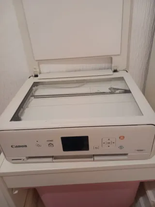 Impresora Canon TS5051 Blanca