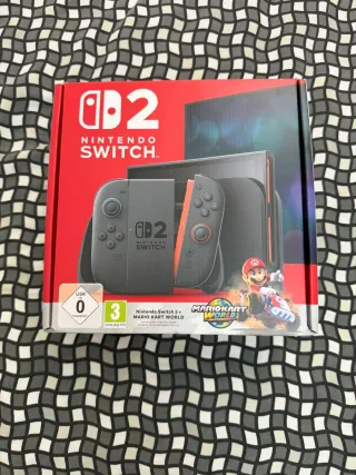 Nintendo Switch + Mario Kart 8 Deluxe