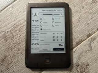 Ebook táctil y retroiluminado.