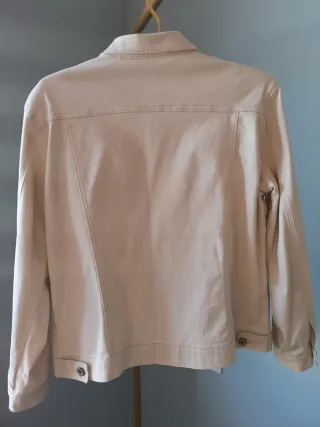 Cazadora vaquera beige