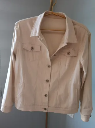 Cazadora vaquera beige