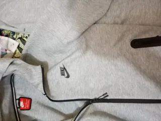 Conjunto Nike Tech Gris