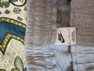 Conjunto Nike Tech Gris