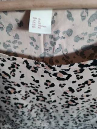 Camiseta con estampado de leopardo