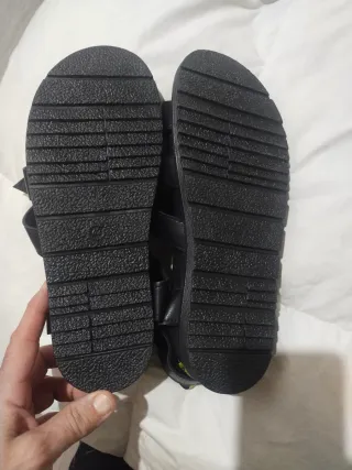 Chanclas negras plataforma