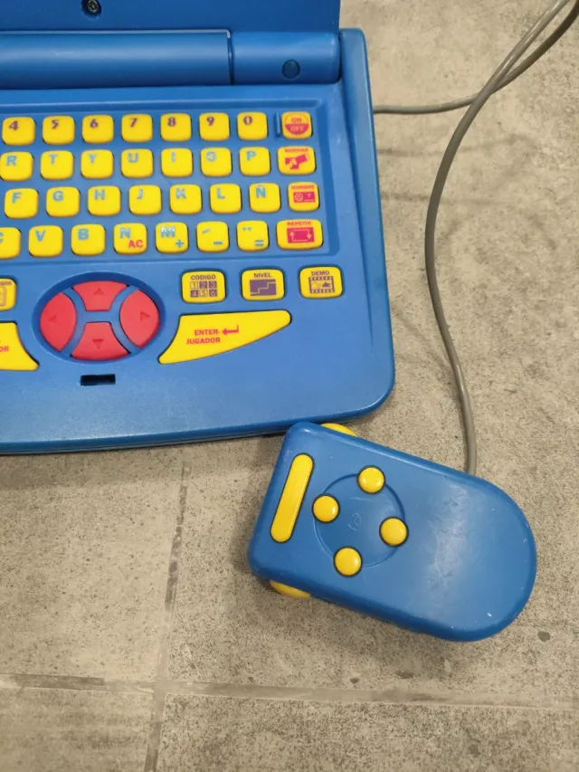 Mini Computador Educativo Master Quique Azul