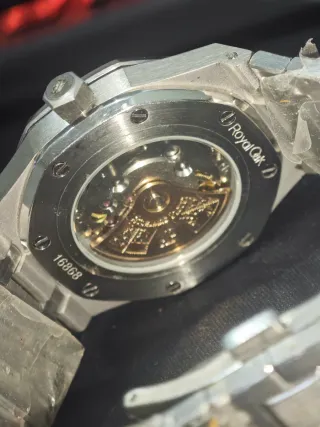 Reloj Audemars Piguet Automático Plata