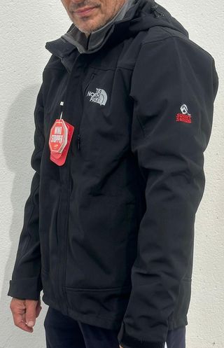 The North Face Softshell Talla XL/XXL Negra