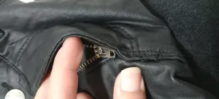 Pantalón tipo cuerina (sintético) Negro Talla M