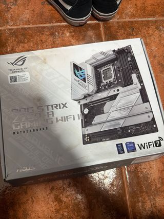 Placa Base Asus ROG STRIX Z790-A GAMING WIFI II