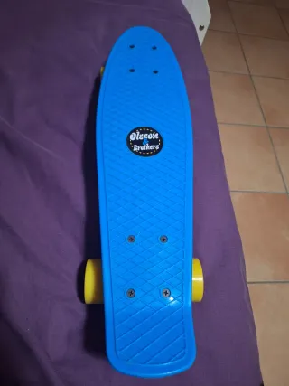 Monopatín azul Olsson Brothers