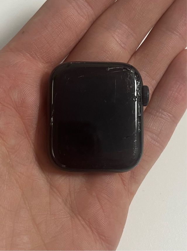 Apple Watch SE pantalla rota