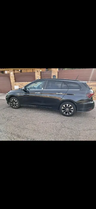 FIAT Tipo 2019 con 1 año de garantía