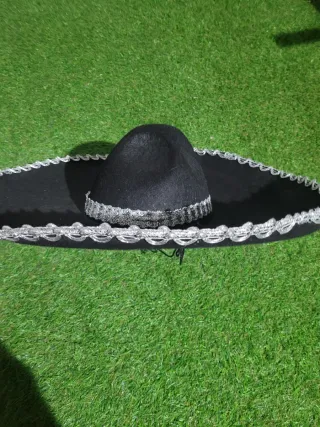 Sombrero Mexicano Negro con Plata