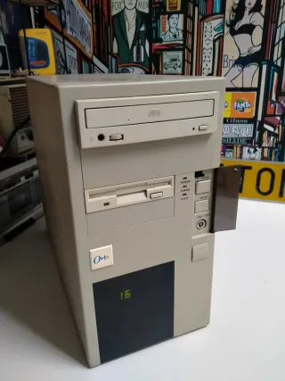 PC Retro Intel 95 Beige/Gris
