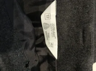 Traje Falda y Chaqueta Nuevo